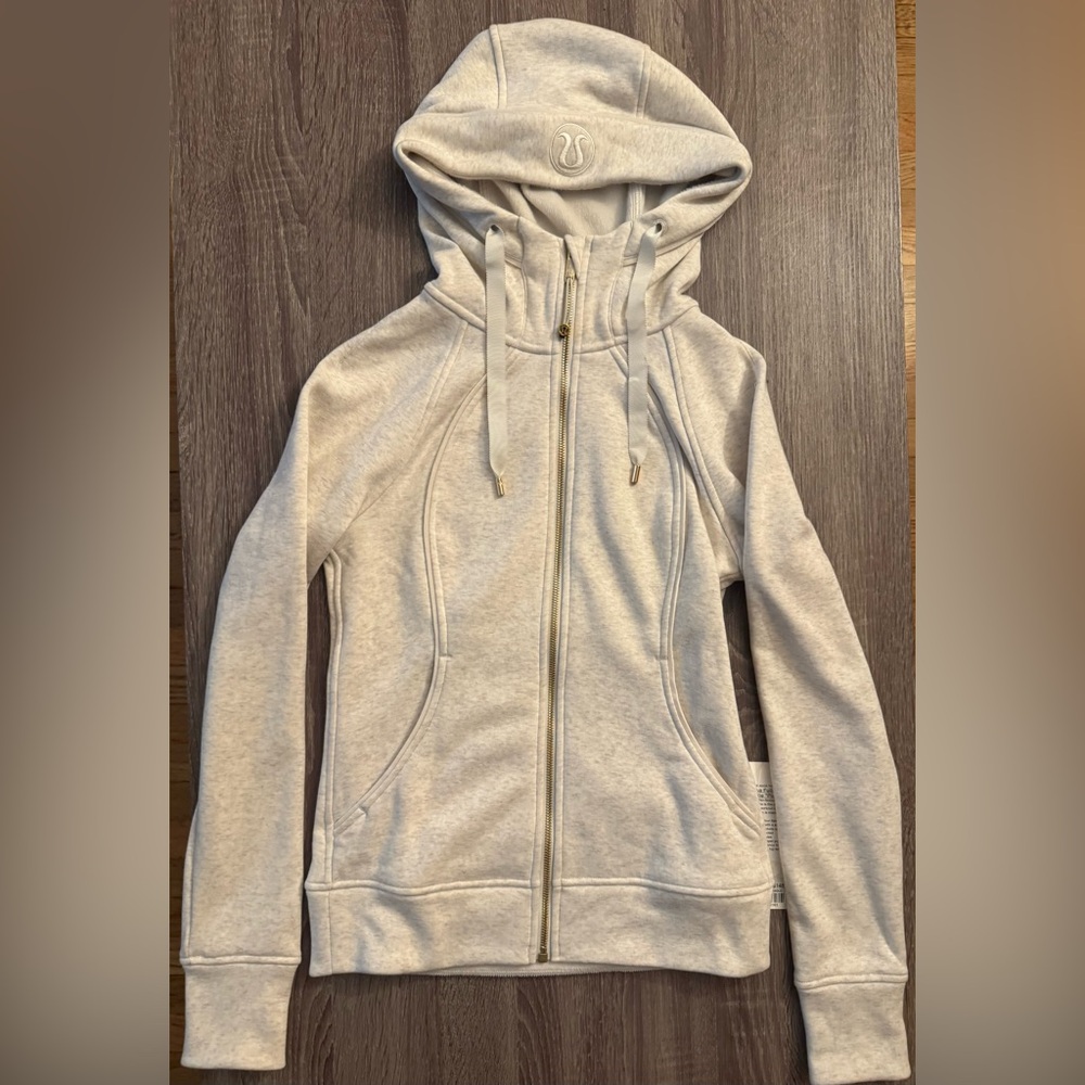 Lululemon Scuba full zip hoodie plush. Heathered Bone with gold zipper. Size 4. - Picture 4 of 16